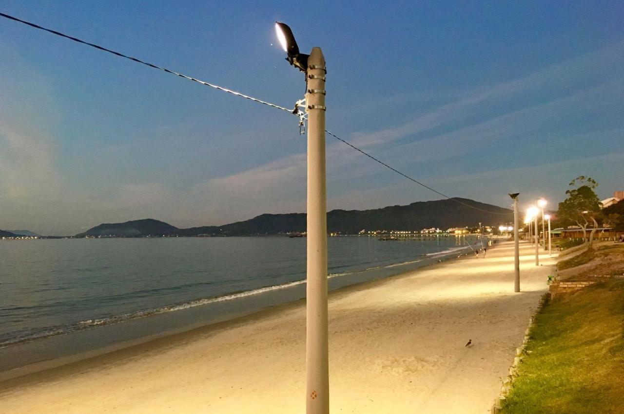 Casa Blanca Apartment ฟลอเรียนอโปลิส ภายนอก รูปภาพ