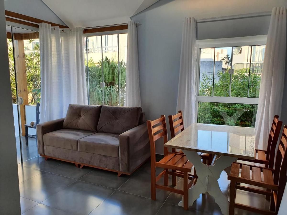 Casa Blanca Apartment ฟลอเรียนอโปลิส ภายนอก รูปภาพ
